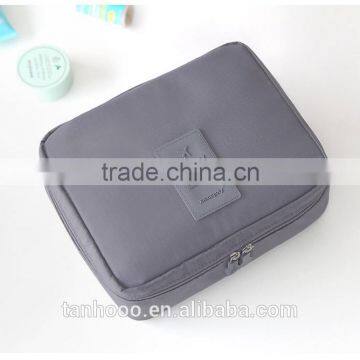 nylon waterproof material Customized cosmetic Wash Bag