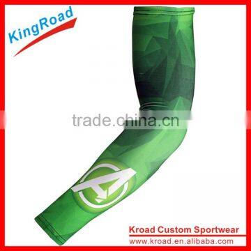 Custom Sublimation Printing Lycra Sleeve Compression Arm Warmers for Men photo-5