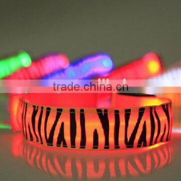 Flashing colorful changing LED bracelet Light up Bracelet flashing Acrylic glowing bracelet toys party decoration supplies