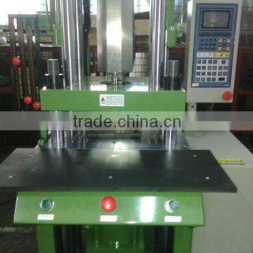 Tpye KS-25T Injection Molding Machine for Small Electric Device