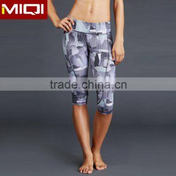 Factory cheap wholesale yoga wear with OEM service sublimation yoga capri pants for women