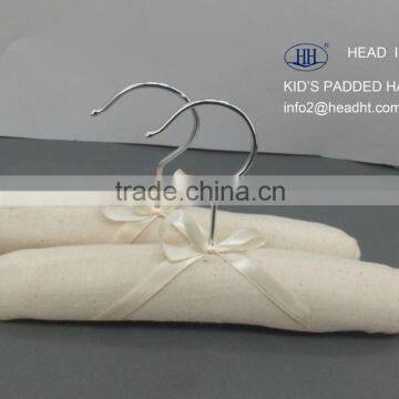 The HEAD white/pink stain padded hanger ,250mm,children hanger,made in china