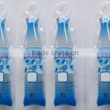 Plastic bag liquid filling machine