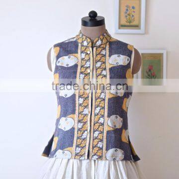 Vintage Kantha Vest in Yellow & Purple Floral Print ~ Small photo-5