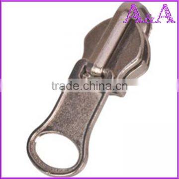 Hot-selling real shining gold metal zipper gold shining slider with yellow tapeC/E A/L suitable quality for your market