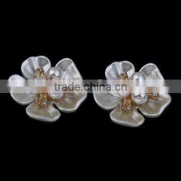 2016 fashion jewelry Costume ABS Plastic Pearl with Zinc Alloy flower floral gold color plated plating charm jewelry 1075330