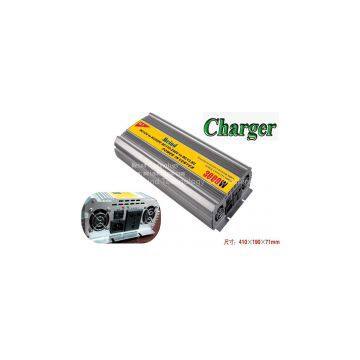 Hot Selling Universal Socket Modified Sine Wave Built-in Charger DC to AC Sufficient 3000W Power Inverter