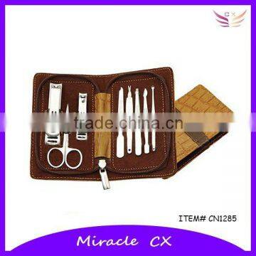 2012 new fashion PU manicure set