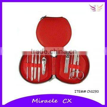 Red zipper bag manicure set in round shaped