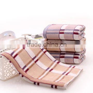 Hot Sale Good Qulity 100% Cotton Face Towel Wholesale Plaid Towel photo-2