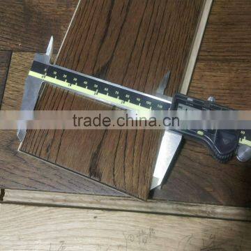 New Design Click Oak Solid Wood Flooring photo-4