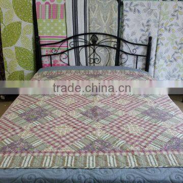 High quality red block printed quilt/spread 3 pcs