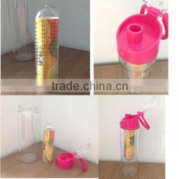 Food safe grade stylish flip top lid water bottle tritan 700 ml fruit infuser