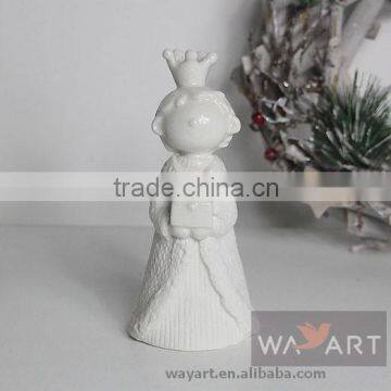 Holly Navitity Ceramic King Statues