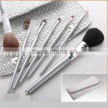 Cosmetic Brush