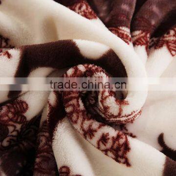 Coral Fleece Blanket on the Bed Home Adult Plaid Flower Beautiful Blanket Warm Winter Sofa Travel Blanket Purple Portable photo-4