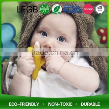 Hot selling food grade high quality silicone baby toothbrush teether