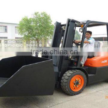 Small Diesel Forklift Truck 1.8Ton With 3 Stage Mast For Sale photo-4