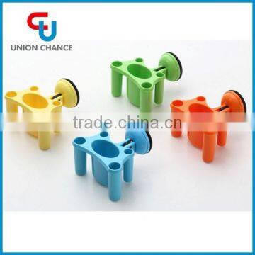 2015 Newest Design Plastic Toothbrush Holder With Suction Cup