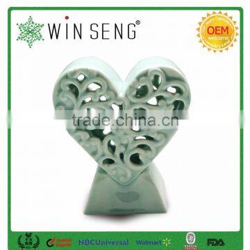 ceramic decor crafts with hearts shaped for valentines gift