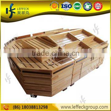 Wooden steel vegetable shelf case for fruits in the supermarket