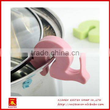 Multifuncional Snails Shape Silica Gel Clip for Pan photo-5