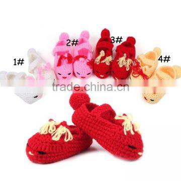 Pompon and Cute Cat Style Crochet Pattern Free Baby Shoes