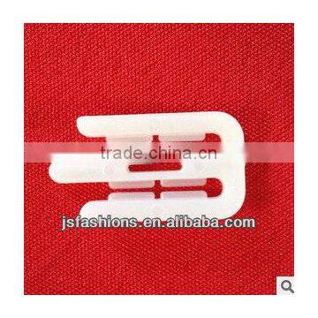 Pearl white shirt packing plastic clips