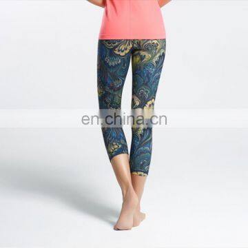 Quality Girls Wearing Shiny Yoga Pants photo-5