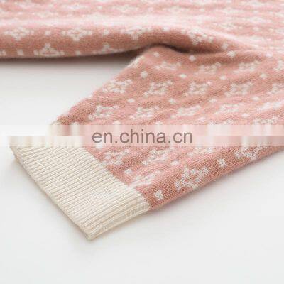 Custom Fashion Jacquard Crew Neck Cashmere Pullover for Women Floral Short Sleeves Knitted Sweater Casual Winter OEM Service