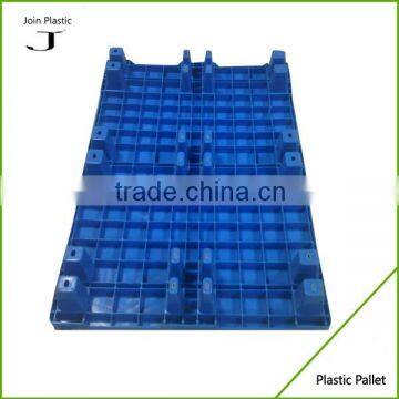 Recycled plastic pallet