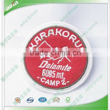 Wholesale Cheap Custom Fashion Decorative Woven Badge of Iron on Sew on or Pin on