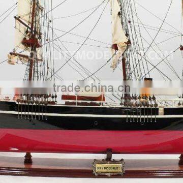 RRS DISCOVERY WOODEN MODEL SHIP