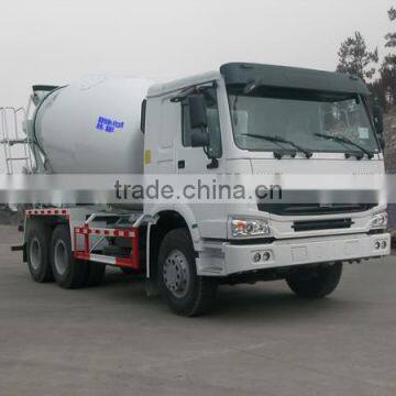 Sinotruck Howo 5cbm concrete mixers truck for sale