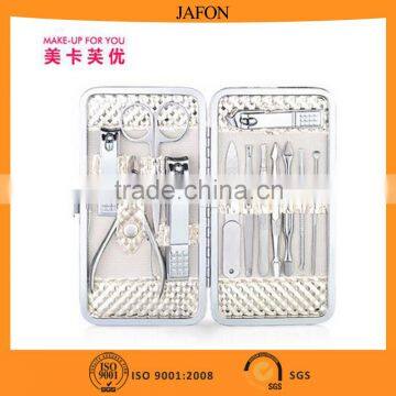 High Quality Professional Manicure Set 12pcs With Golden Noble Case                        
                                                Quality Choice