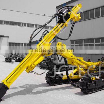 Pneumatic rock blasting drillin rig