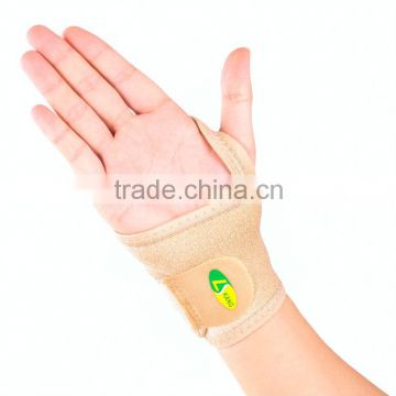 Training magnetic self-heating wrist support