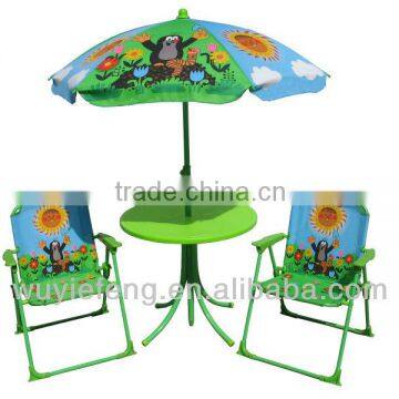 the kid's set of beach chair with table and umbrella