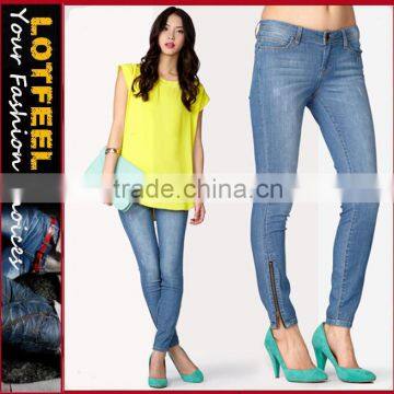 Distressed Skinny Jeans for women (LOTX170)