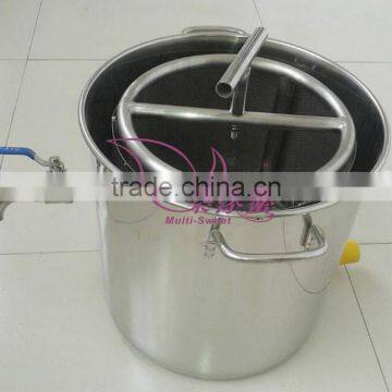 Wax melter