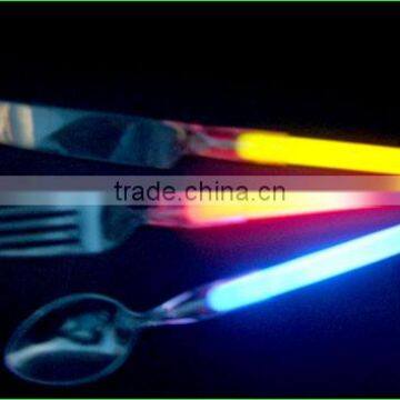 Fluorescent tableware