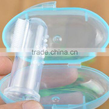 Safety 1st Fingertip Toothbrush and Case photo-4