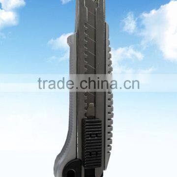 18mm Utility Knife With 5 Pcs of Spare Blades / Easy Cut Utility Knife