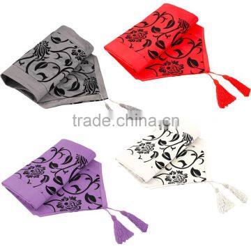 2016 New Flock Floral White Taffeta Retro Decorative Wedding Bed Table Runner Cloth photo-2