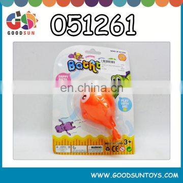 Promotional wind up toy shark for bath
