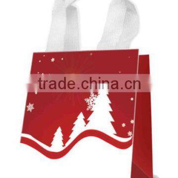 Christmas Gift Bag Made of Art Paper, Paper Bag OEM Acceptable