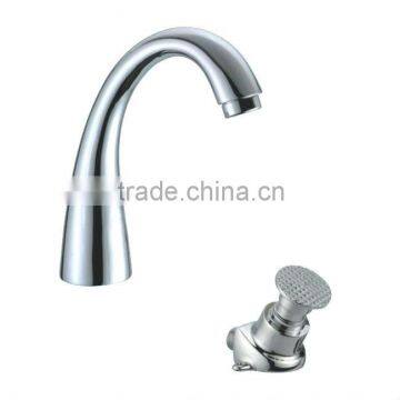 High Quality Brass Foot Pedestal Mixer, Open the Mixer by Foot, Chrome Finish and Deck Mounted