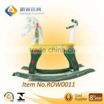 Wooden shaking horse / ride on horse toy for kid