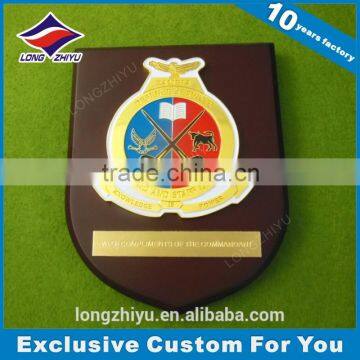 Customized metal plaqte wooden award plaque shield trophies supplier