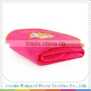 New coming trendy style knitted cartoon baby blanket with many colors